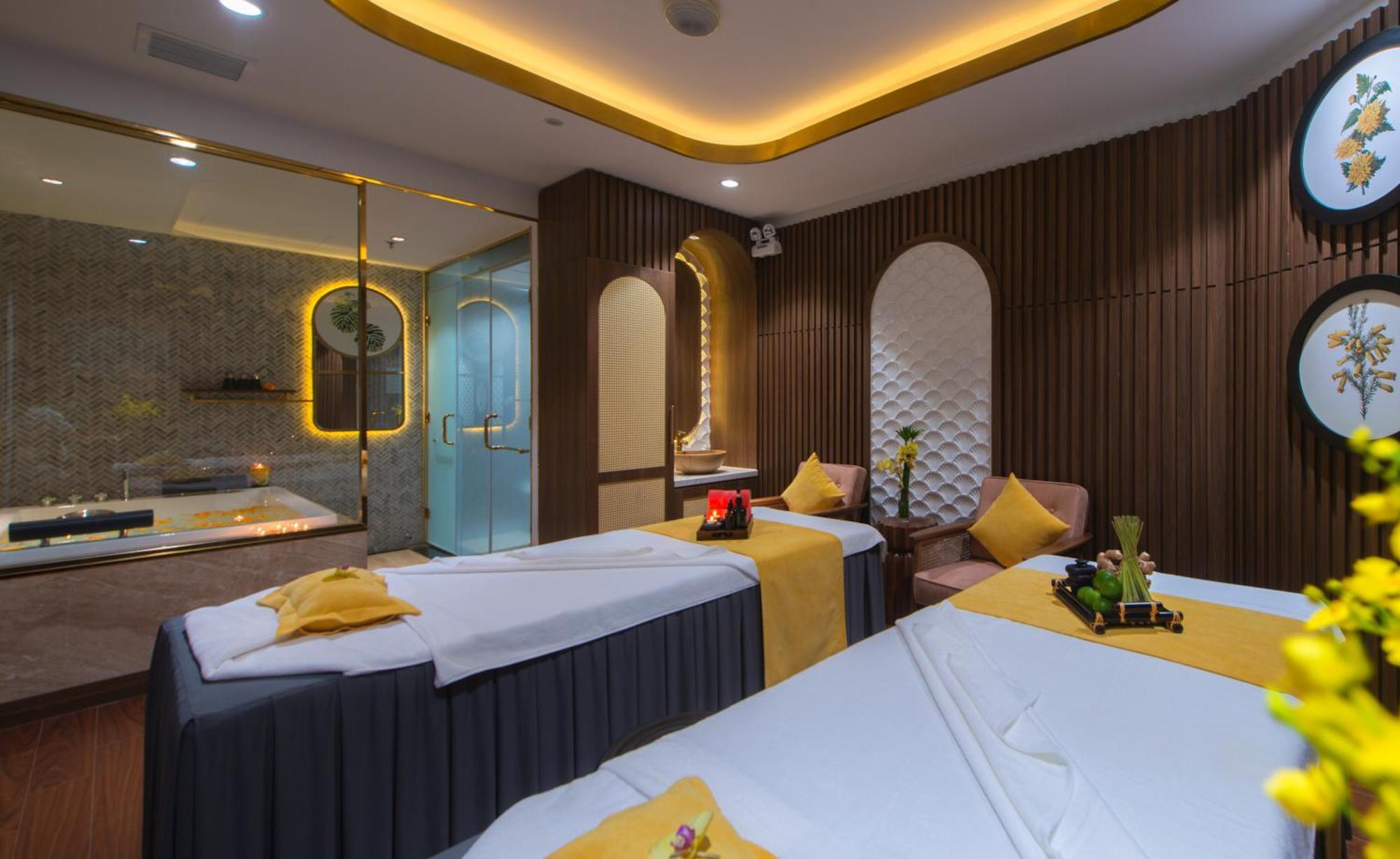 Grand Tourane Nha Trang Hotel エクステリア 写真
