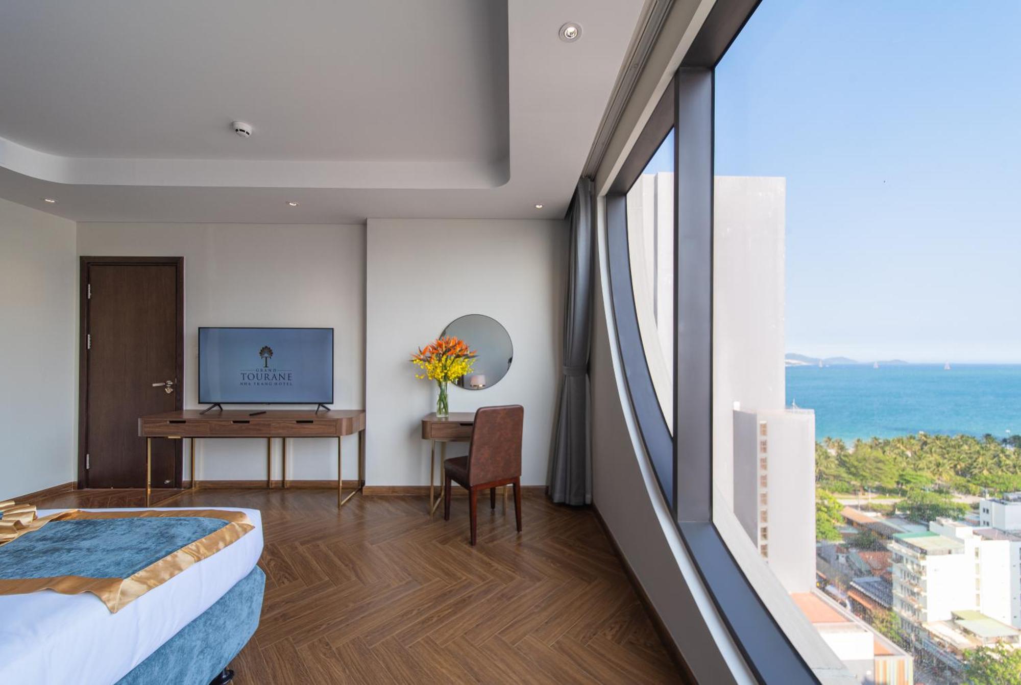 Grand Tourane Nha Trang Hotel エクステリア 写真